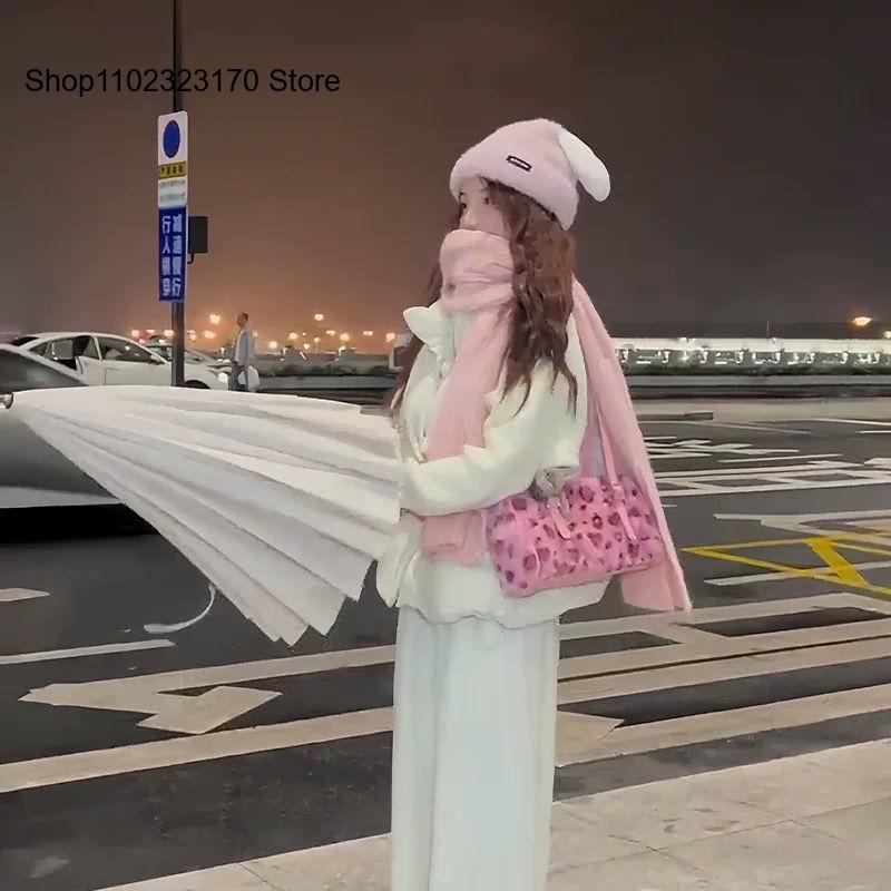 Autumn and Winter Plush Sweet  - Interior Design Instagram บทวิจารณ์และราคา