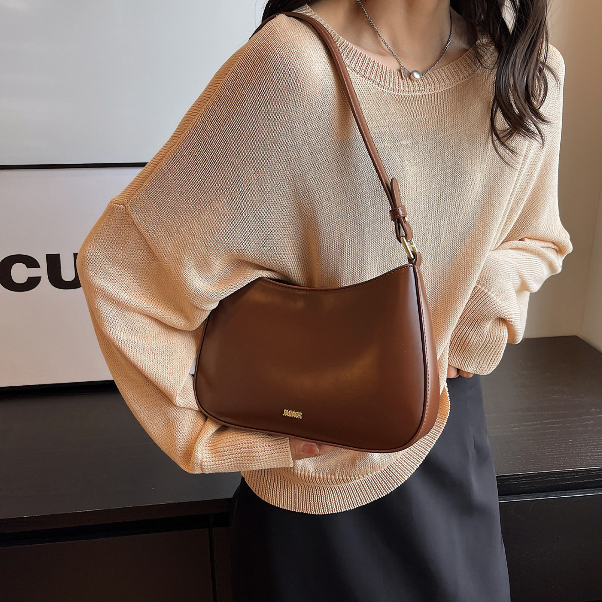 Red Underarm Shoulder Bags for - Interior Design Trends 2026 บทวิจารณ์และราคา