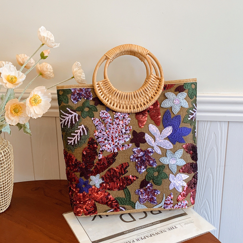 Sequin Flower Graphic Top Hand - Interior Design Graphic Design บทวิจารณ์และราคา